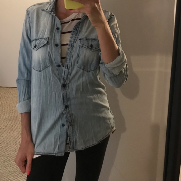 GAP 1969 chambray shirt - Picture 3 of 5